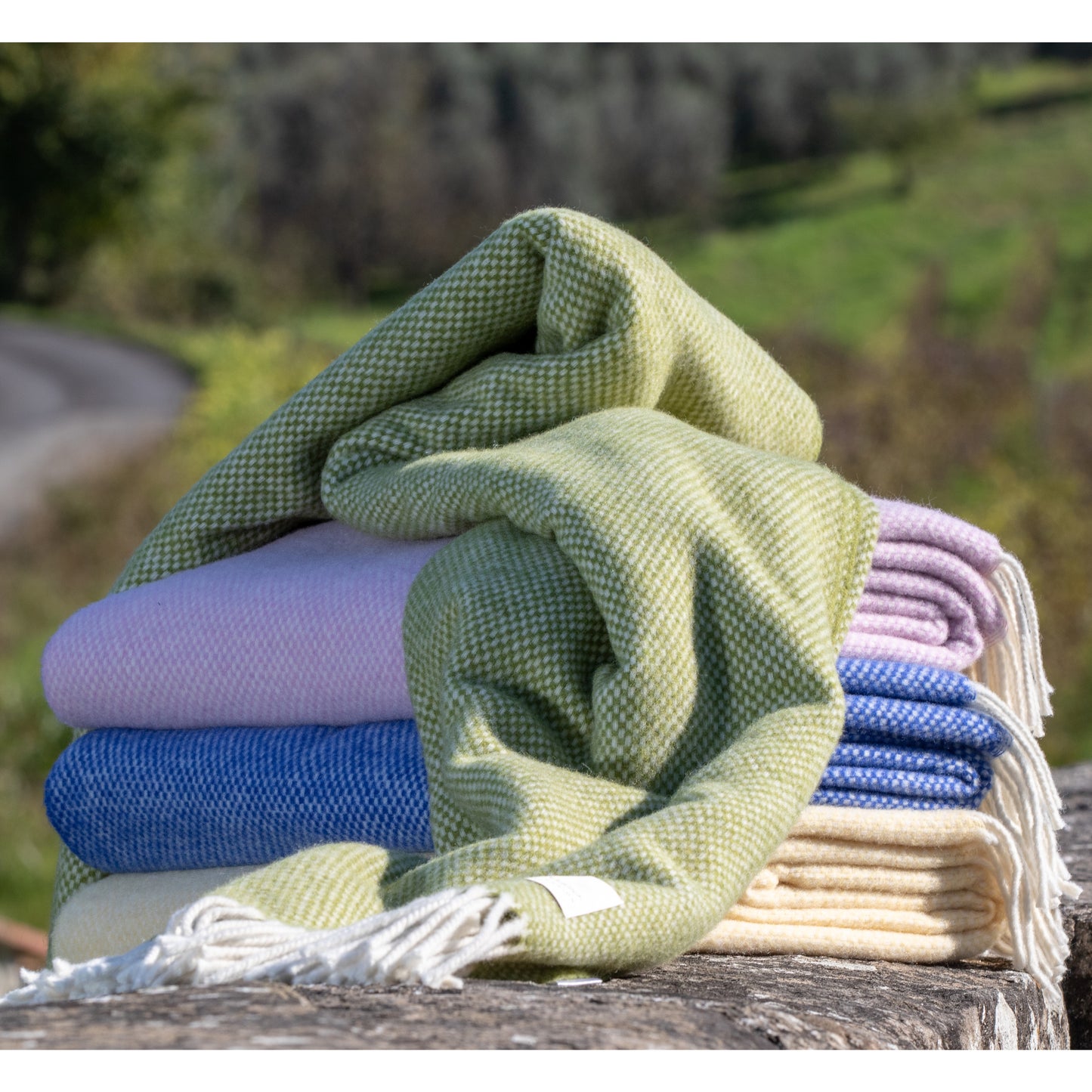 Dream, Throw 80% Wool 20% Cashmere